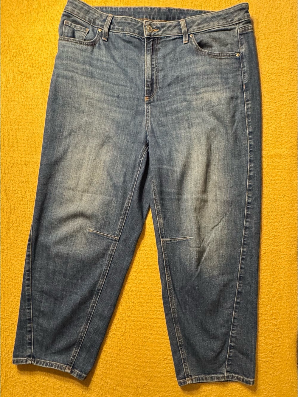 Chico's Cropped Barrel Blue Denim Jeans